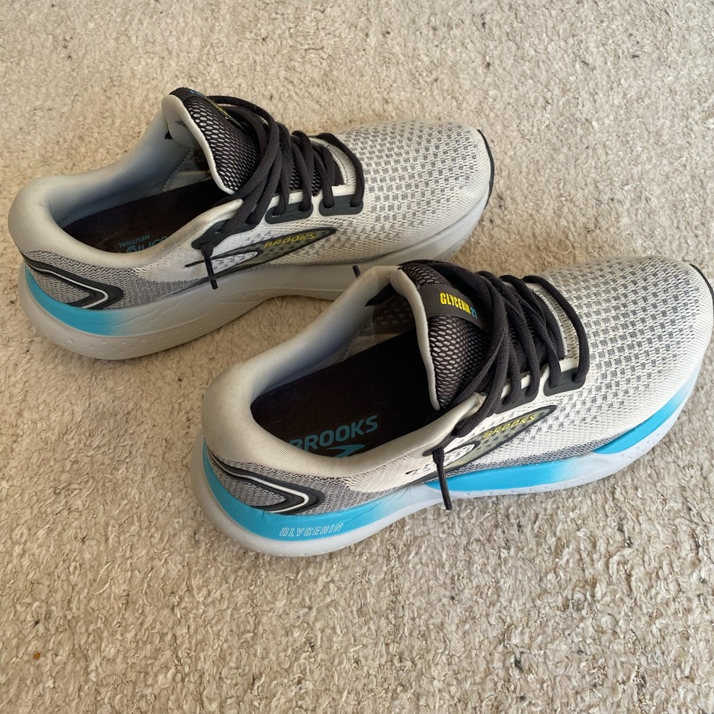 Brooks Glycerin 21 Gray and Blue Running Shoes